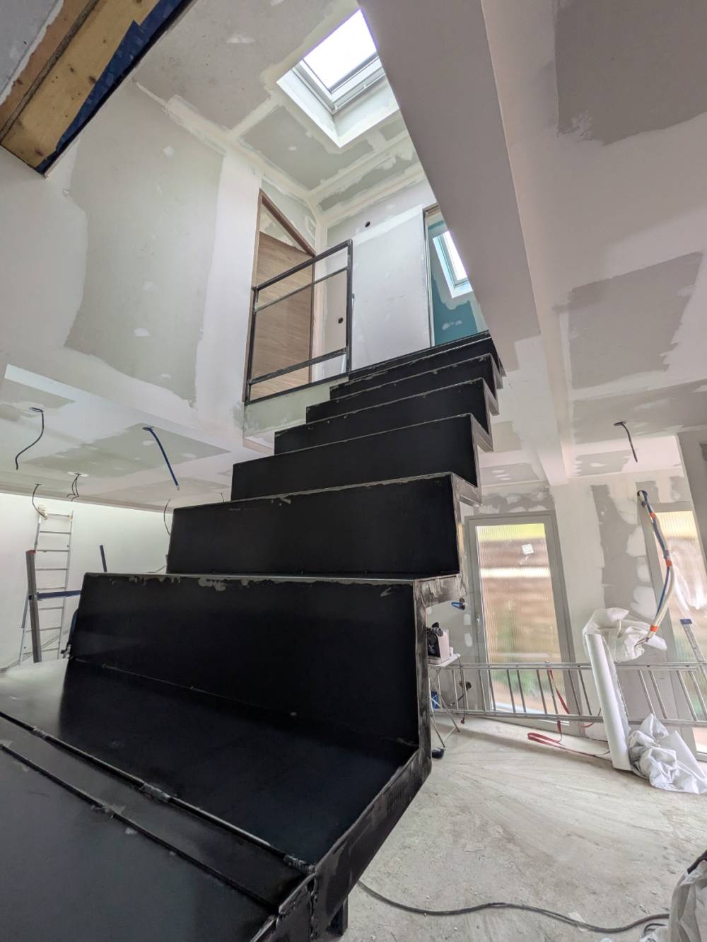 PXL_20250402_112756229.MP