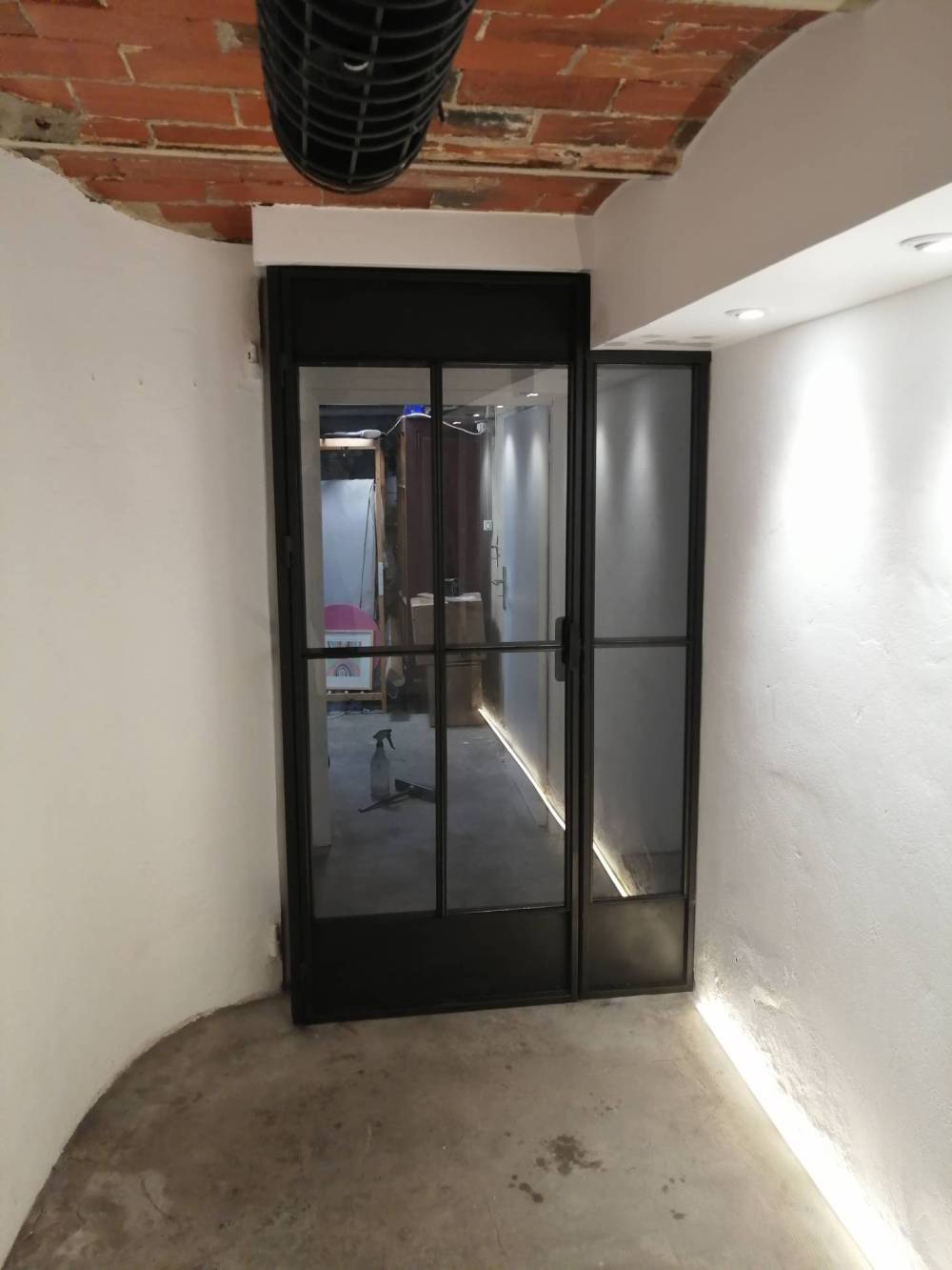 104373888745127750311_1_5208b5d4de